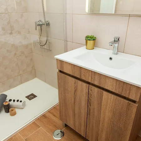 Palms - Moradia Tranquila Com Piscina Aquecivel - Gale, Βίλα Αλμπουφέιρα