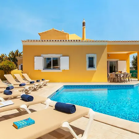 Palms - Moradia Tranquila Com Piscina Aquecivel - Gale, * Αλμπουφέιρα