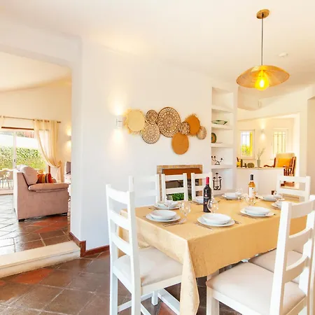 Villa Palms - Moradia Tranquila Com Piscina Aquecível - Galé, Albufeira